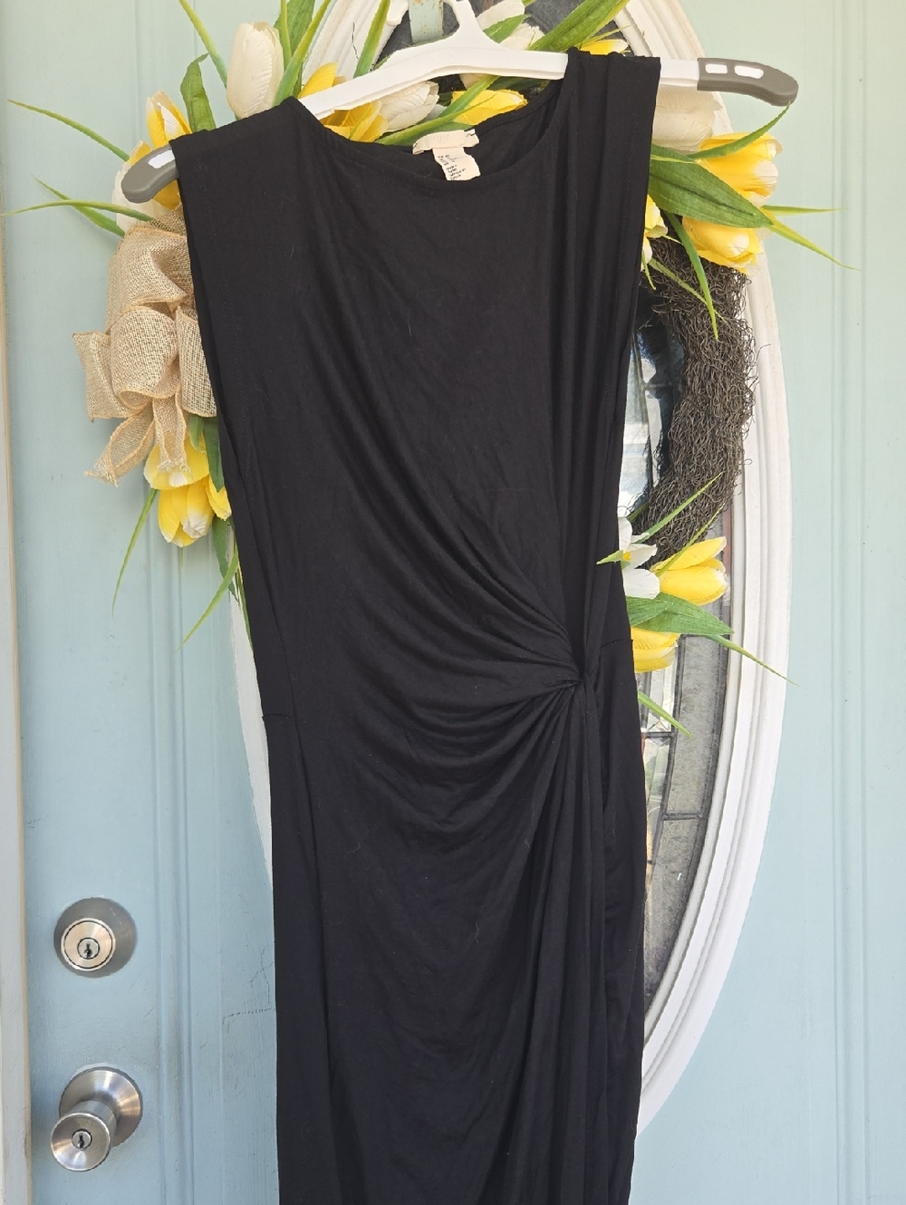 Elegant Black Sleeveless Twist-Detail  Dress